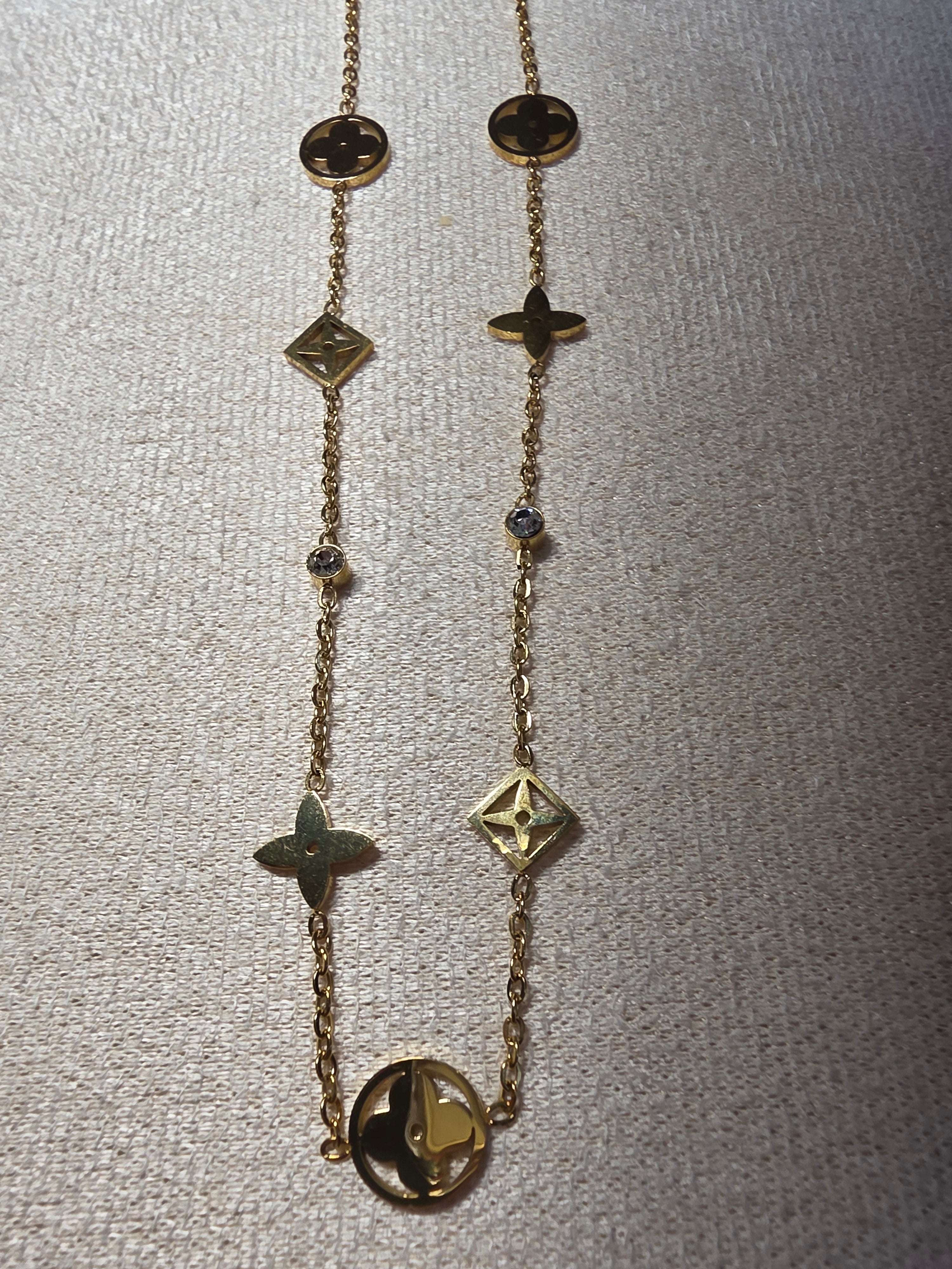 Collier Fleur de Lotus