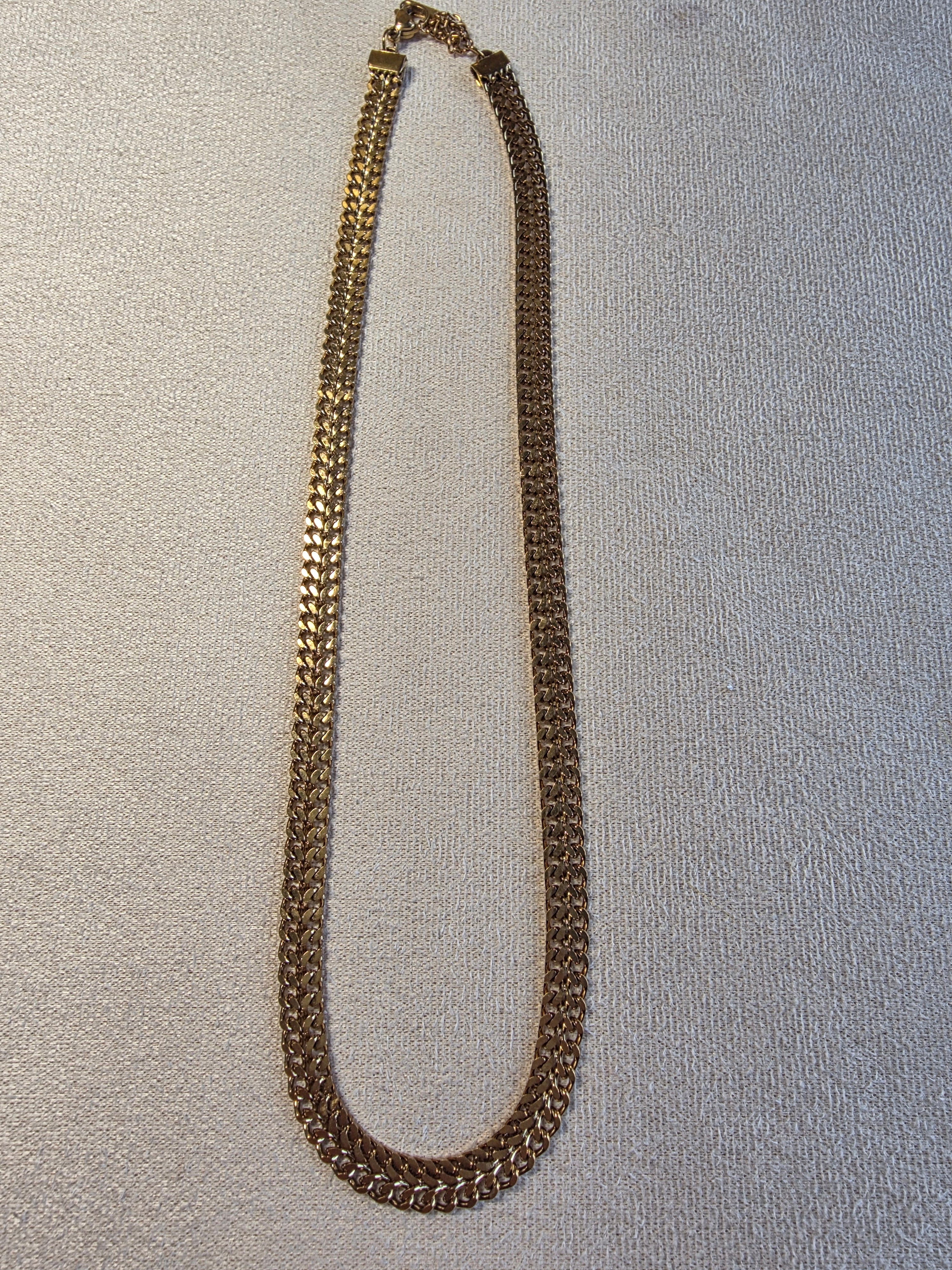 Collier Chaîne Dorée