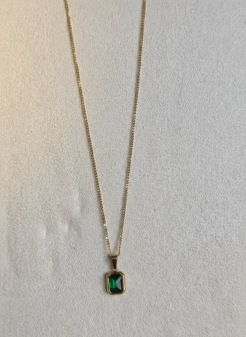Collier Acier Inoxydable Pendentif Rectangle Émeraude Doré