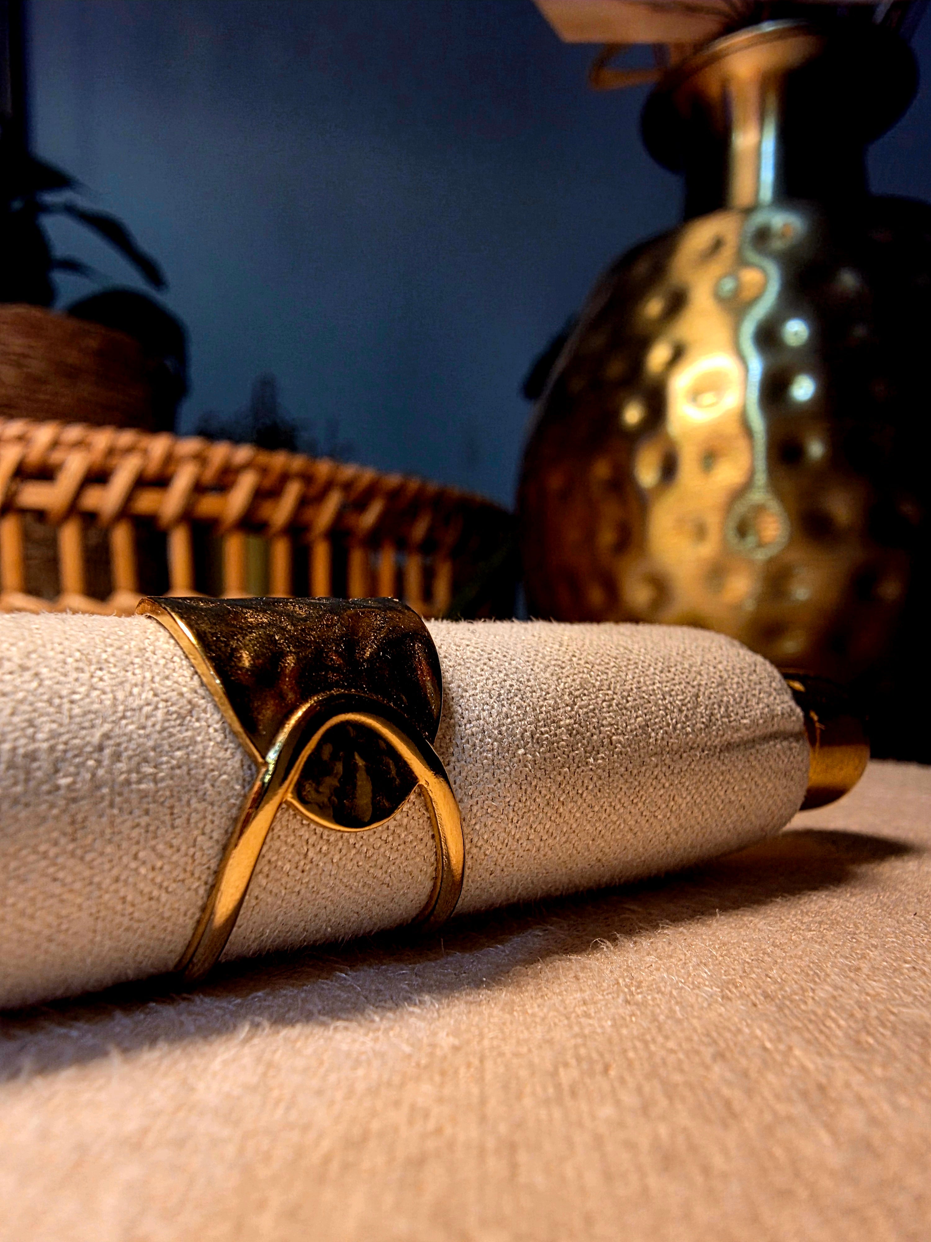 Bague Acier Inoxydable Dorée Martelée Cylindre Spirale Ajustable