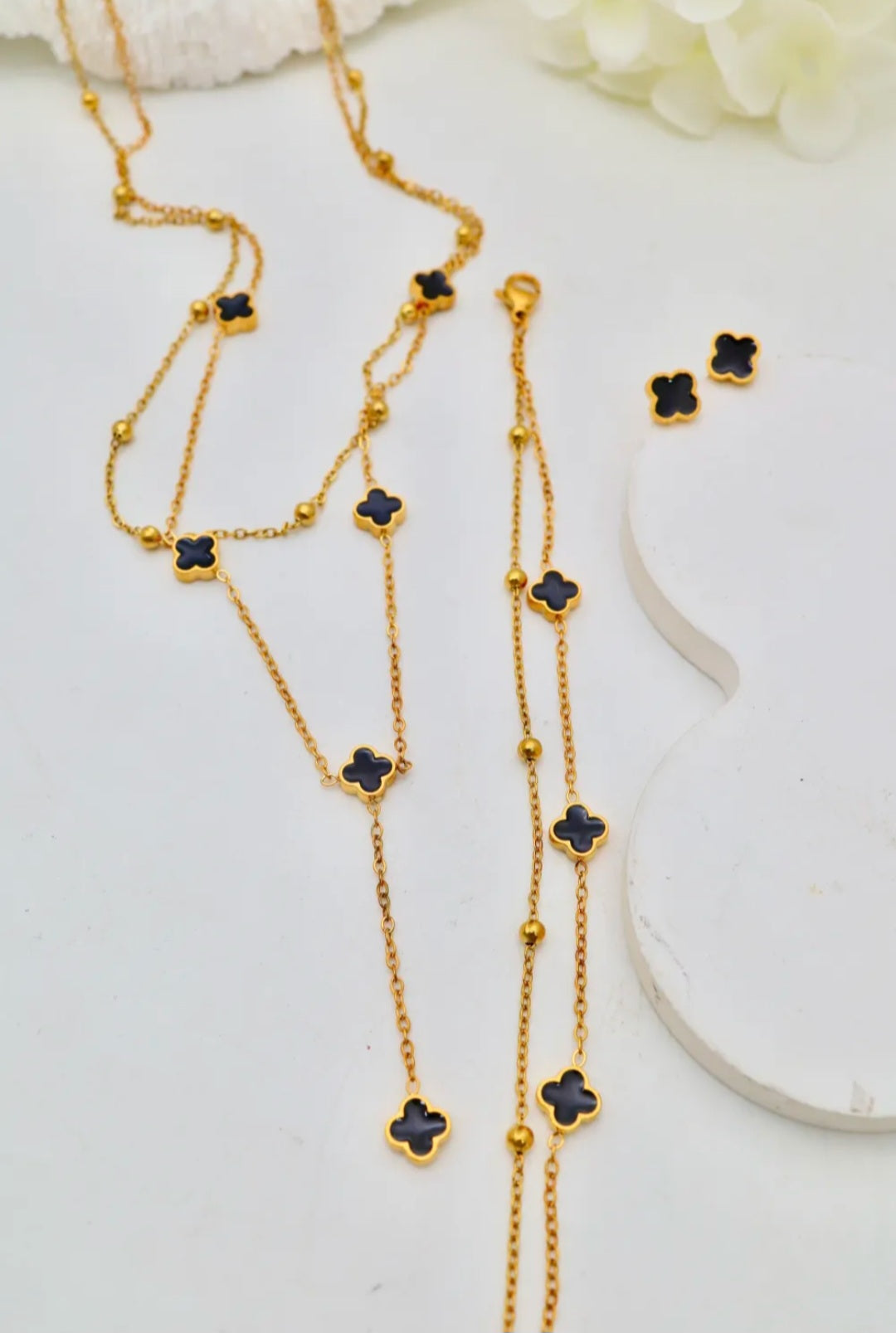 Parure Trèfle Noir Doré