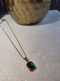 Collier Acier Inoxydable Pendentif Rectangle Émeraude Doré
