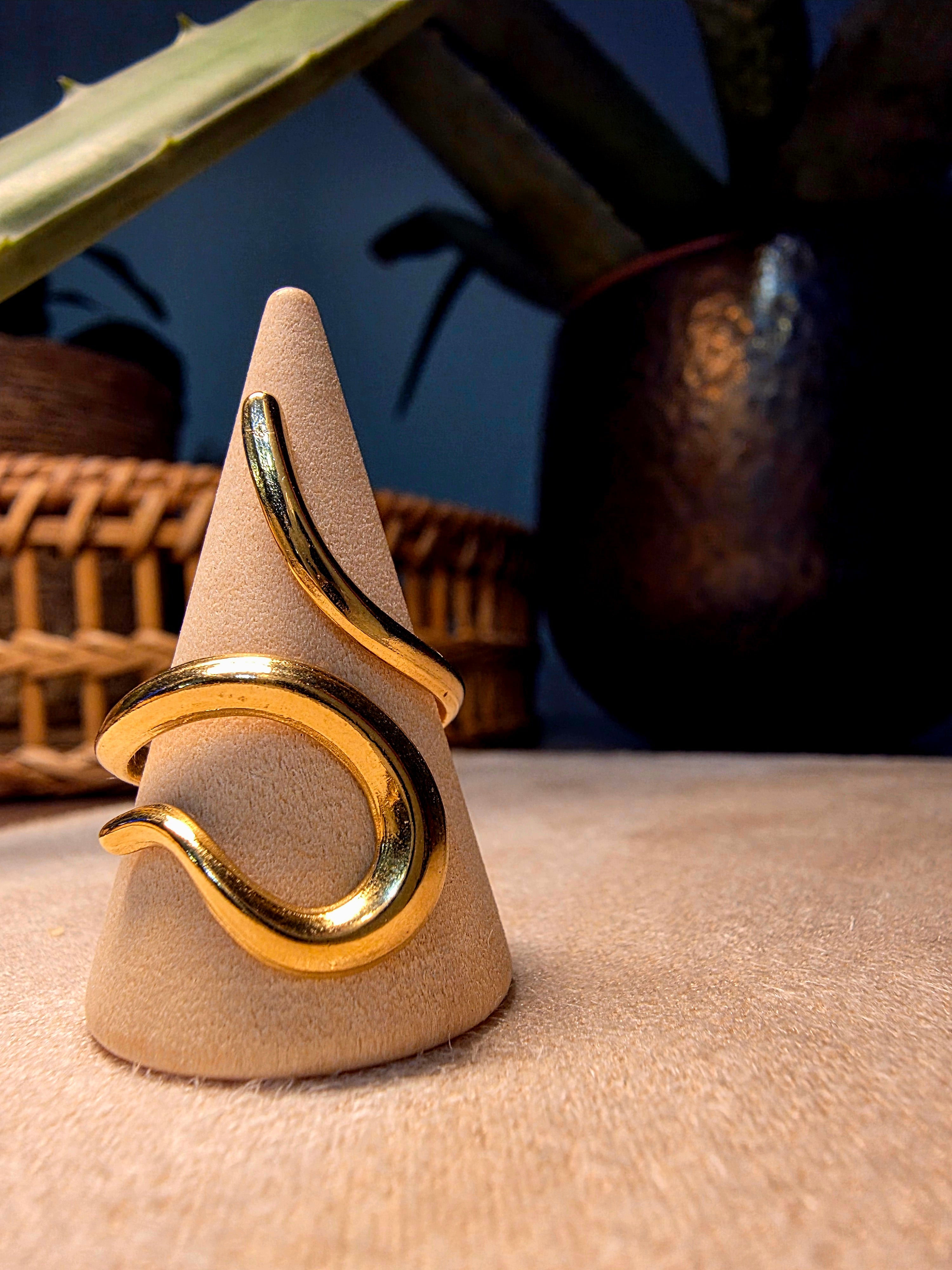 Bague  Dorée Spirale Élégante Ajustable